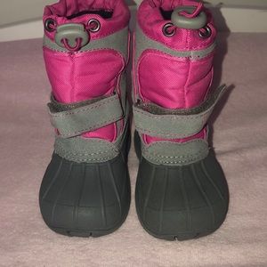 Girls snow boots